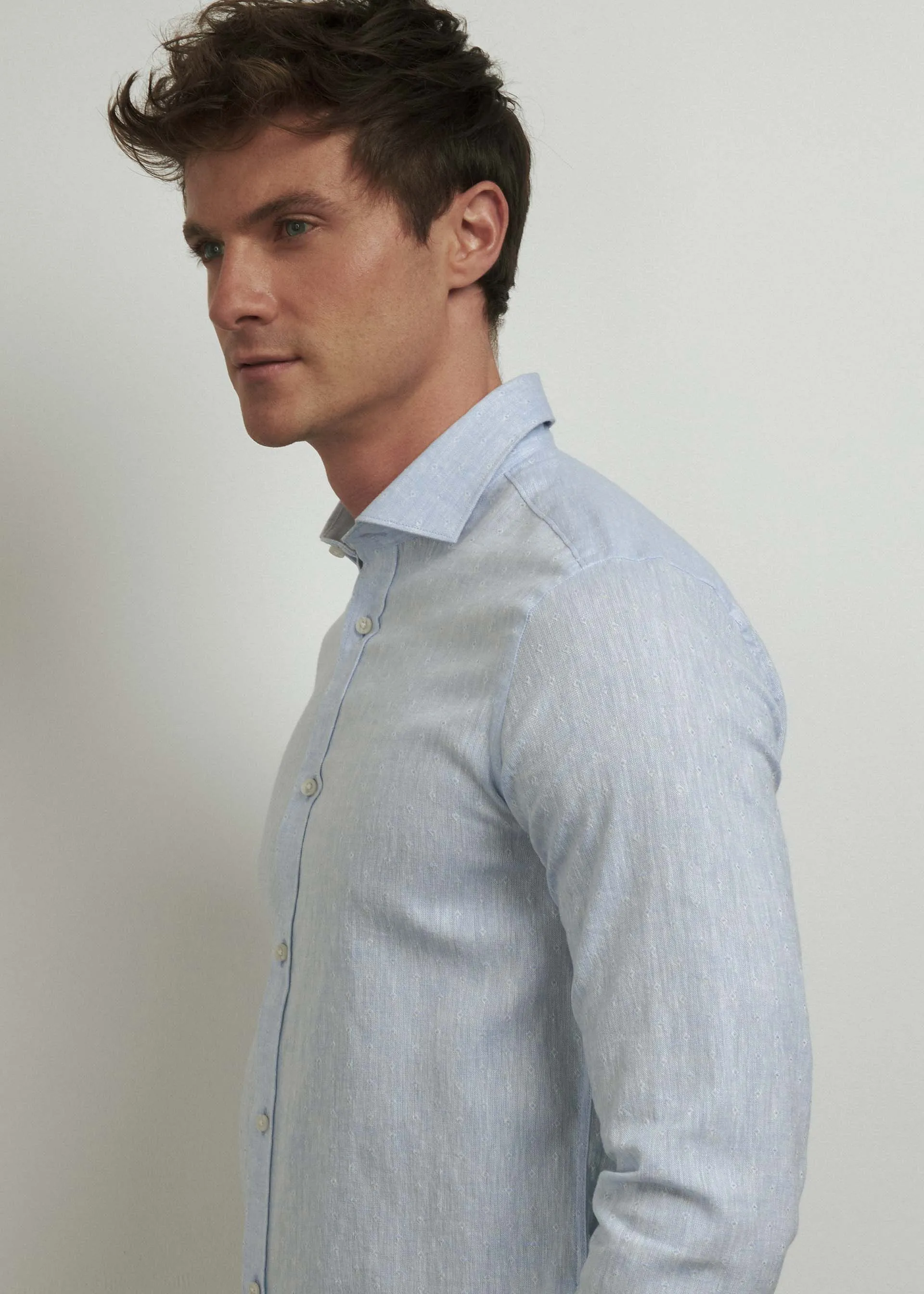 Camicia slim fit in lino